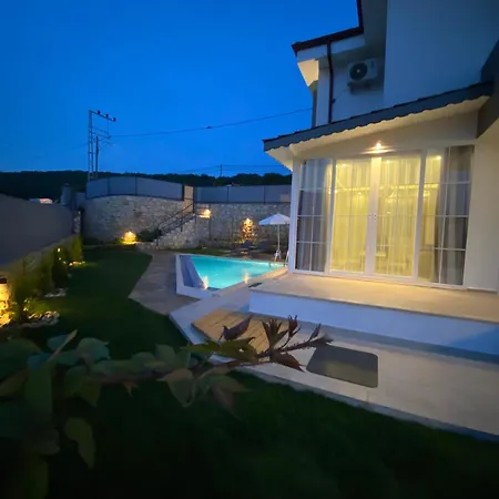 77 * Каш